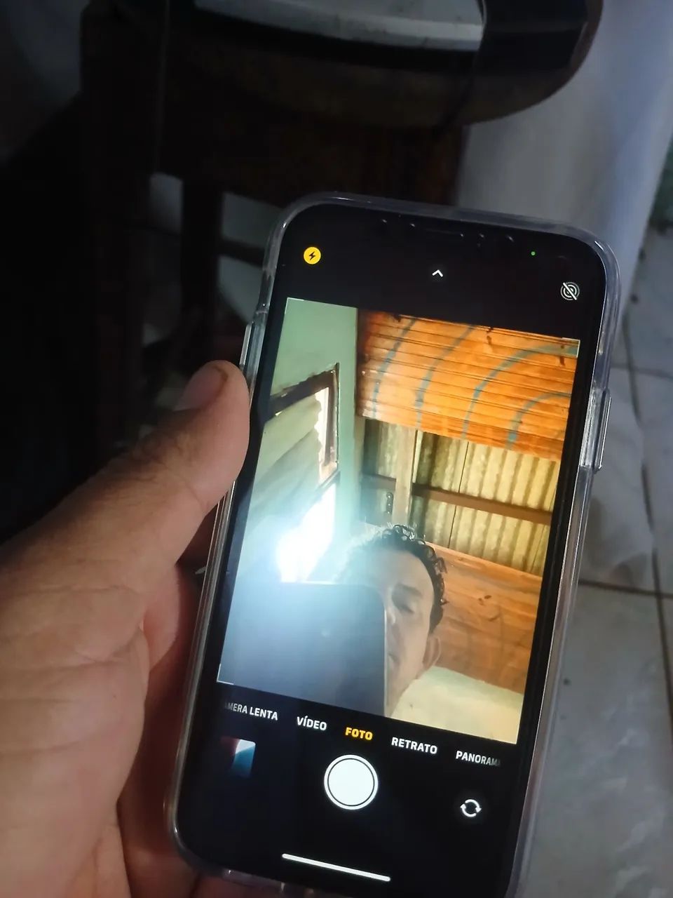 Vendo iPhone Xr sem rede todo bom  - Foto 3