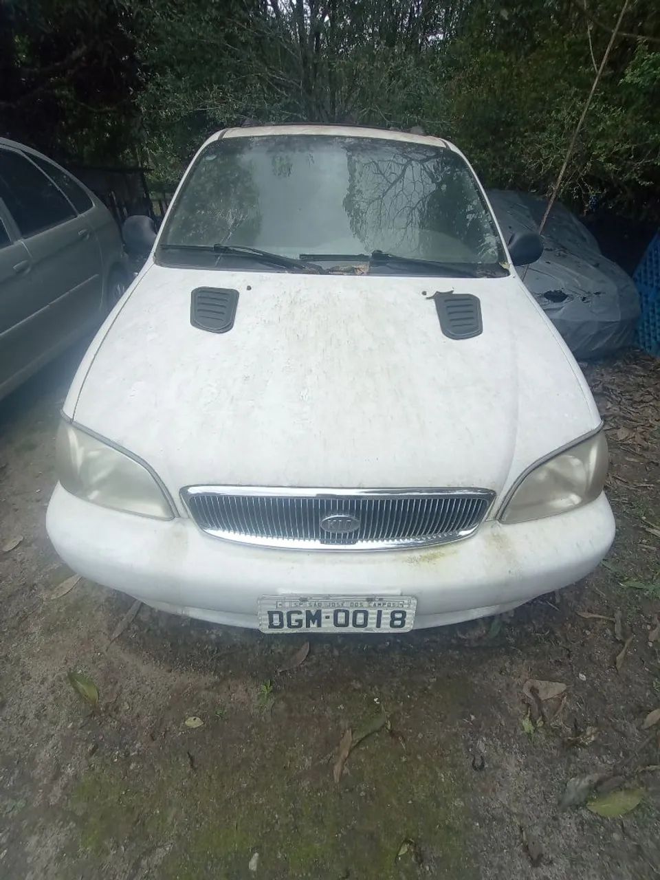 Kia Motors Carnival 2.5 V6 2000