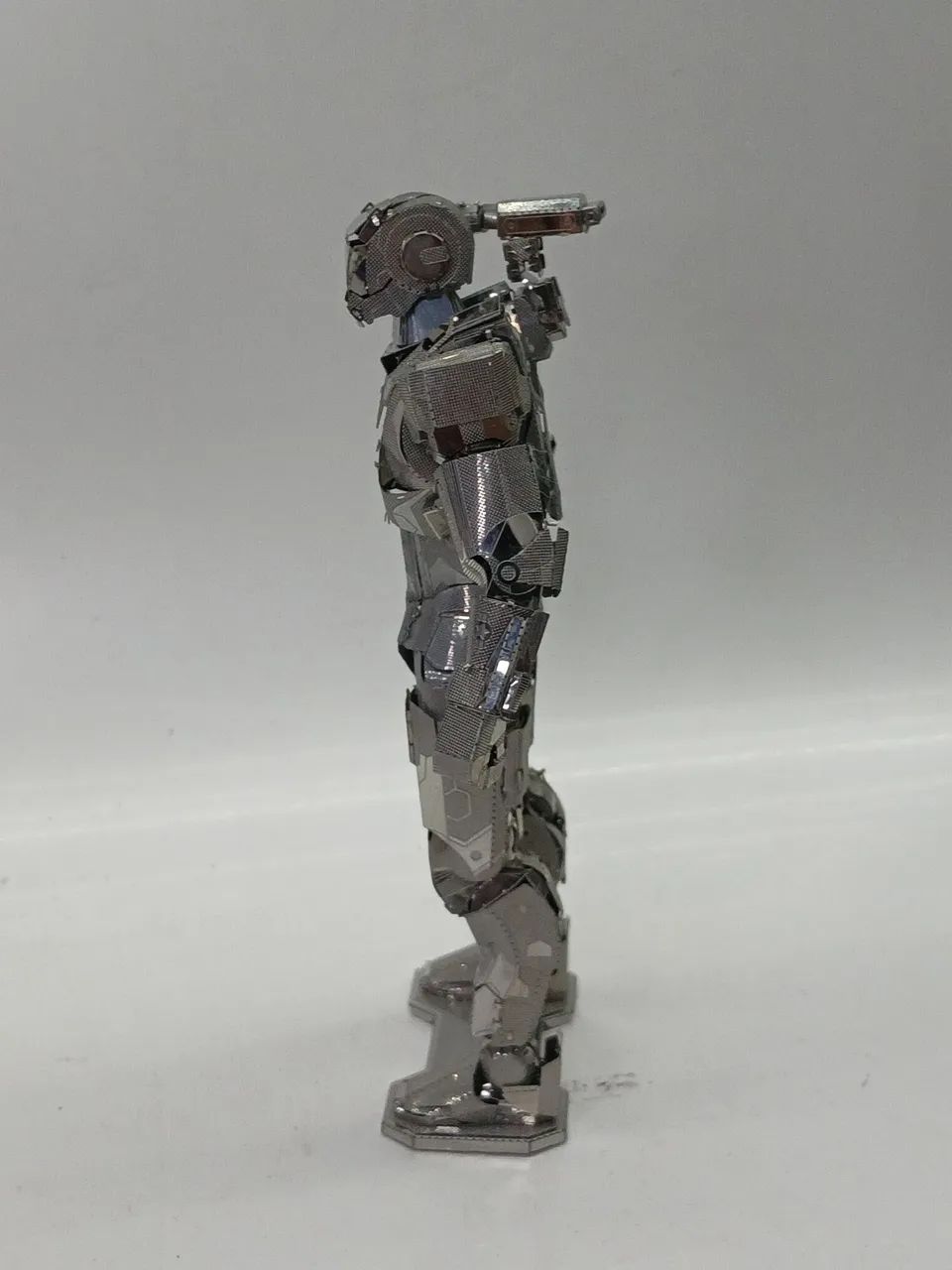Figura War Machine - Marvel Metal Earth - Montado - Foto 5