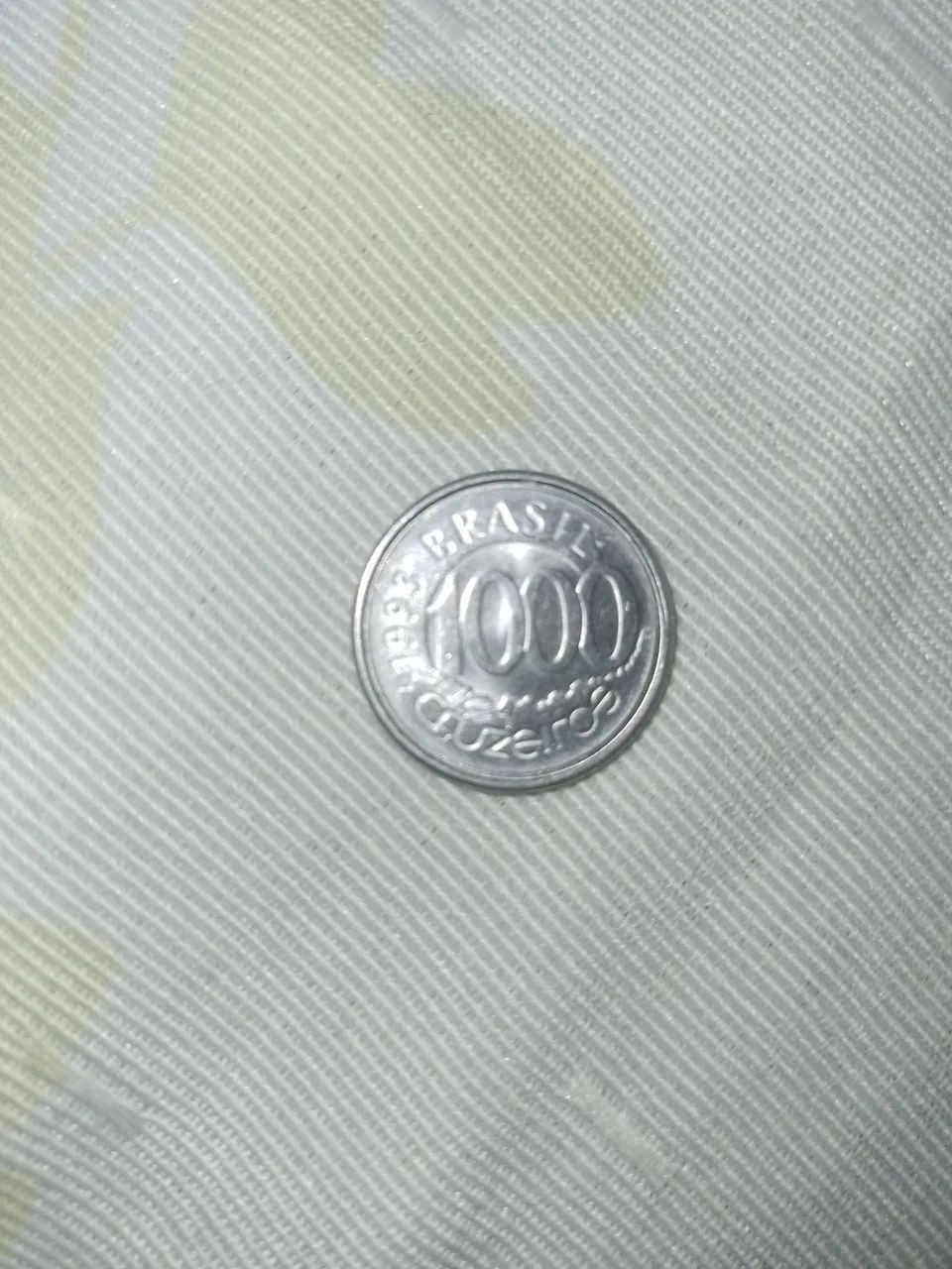 Duas moedas antigas  - Foto 2