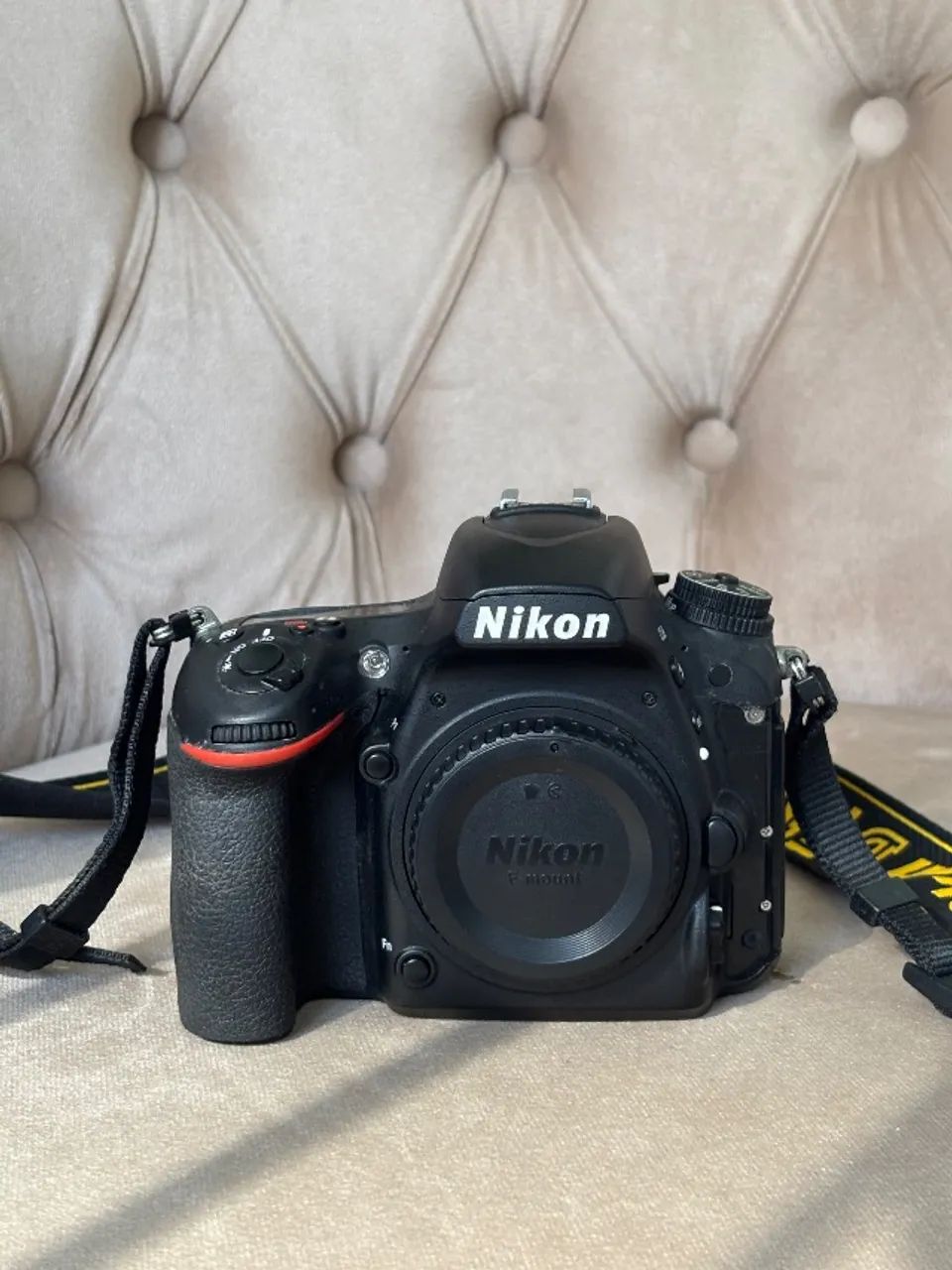 Câmera Nikon D750 corpo usada 