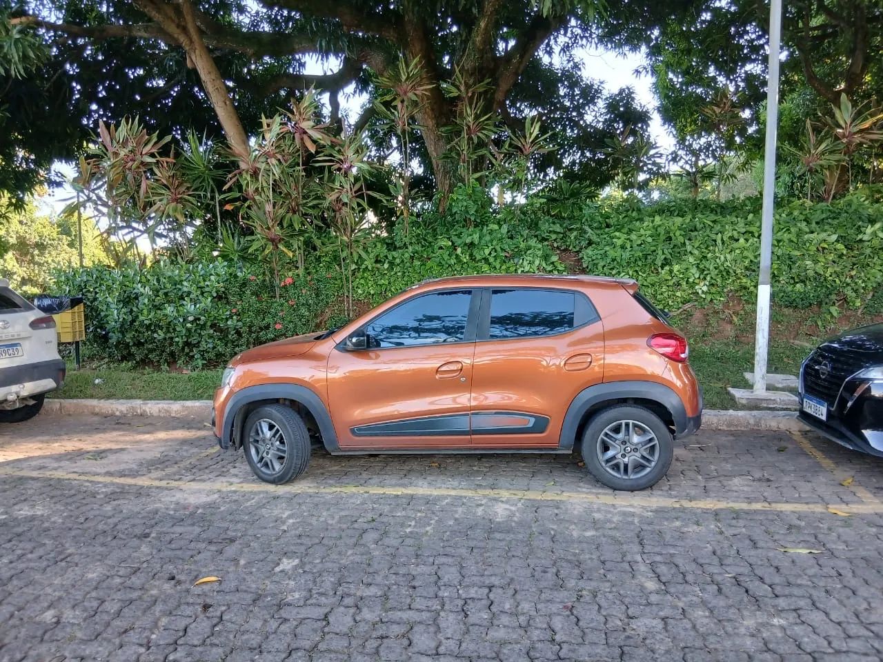 Renault Kwid KWID Intense 1.0 Flex 12V 5p Mec. 2018