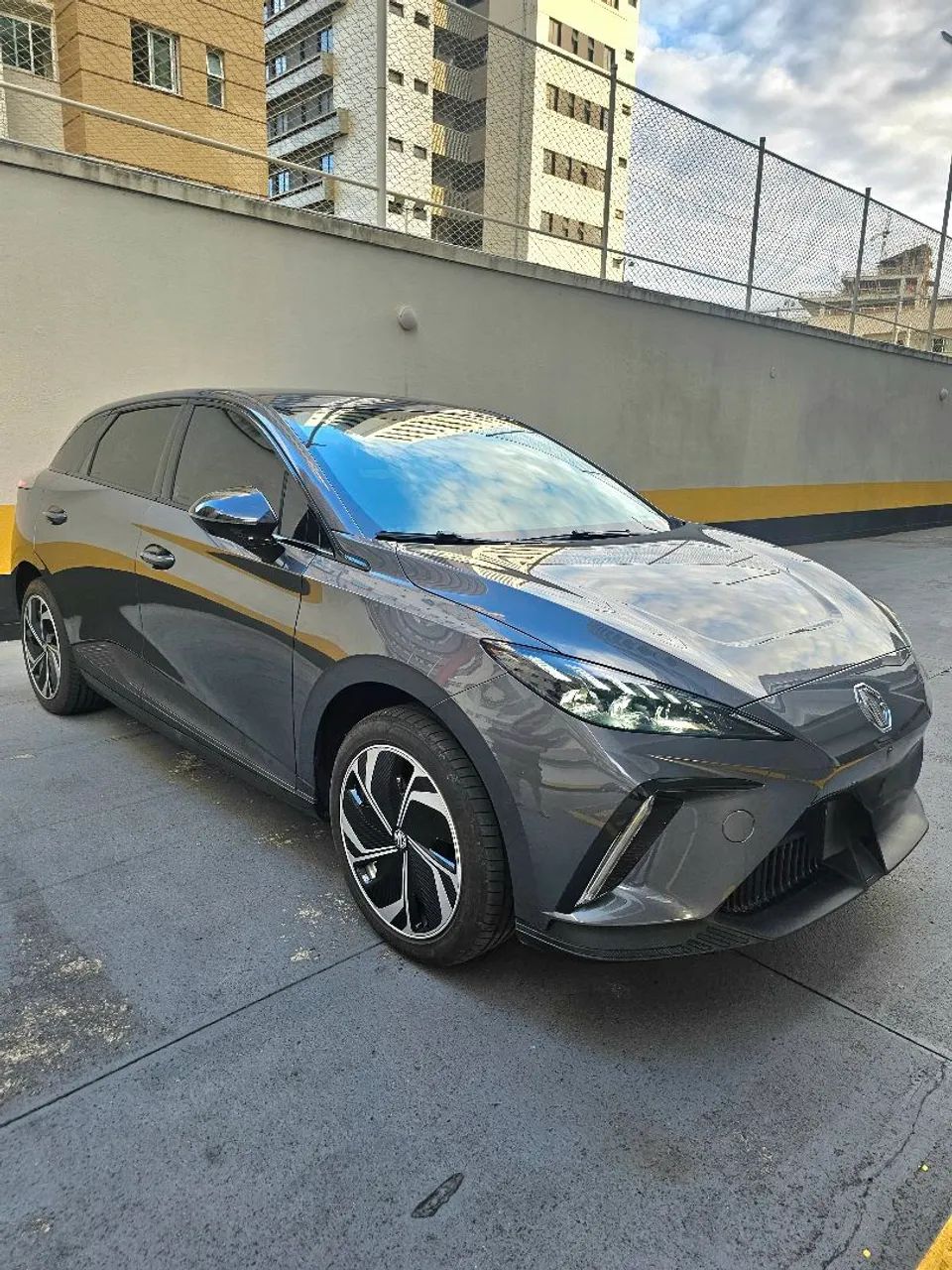 MG 4 Luxury 2026 - Foto 2