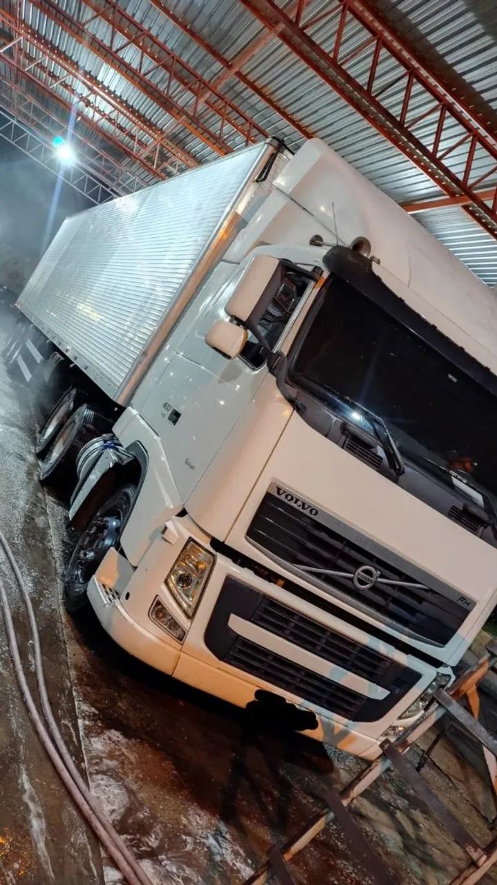 Volvo FH460 6x2 Automático  - Foto 4