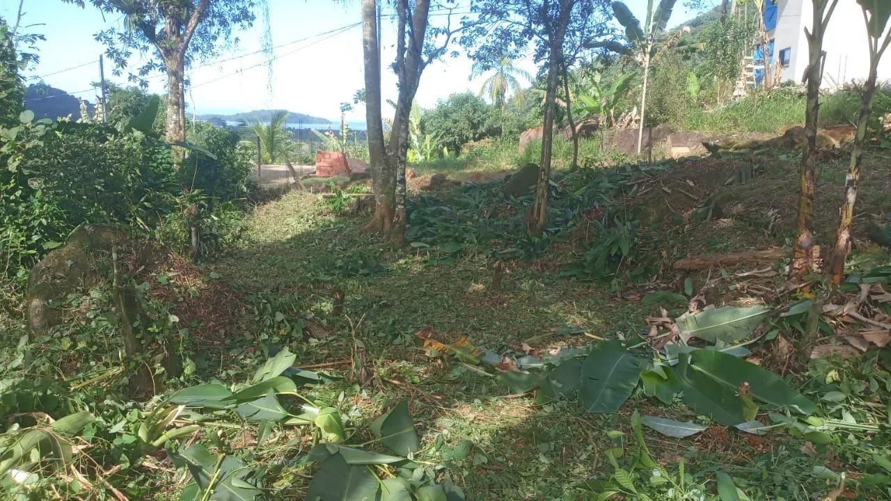 Terreno bem localizado mar e cachoeira 
