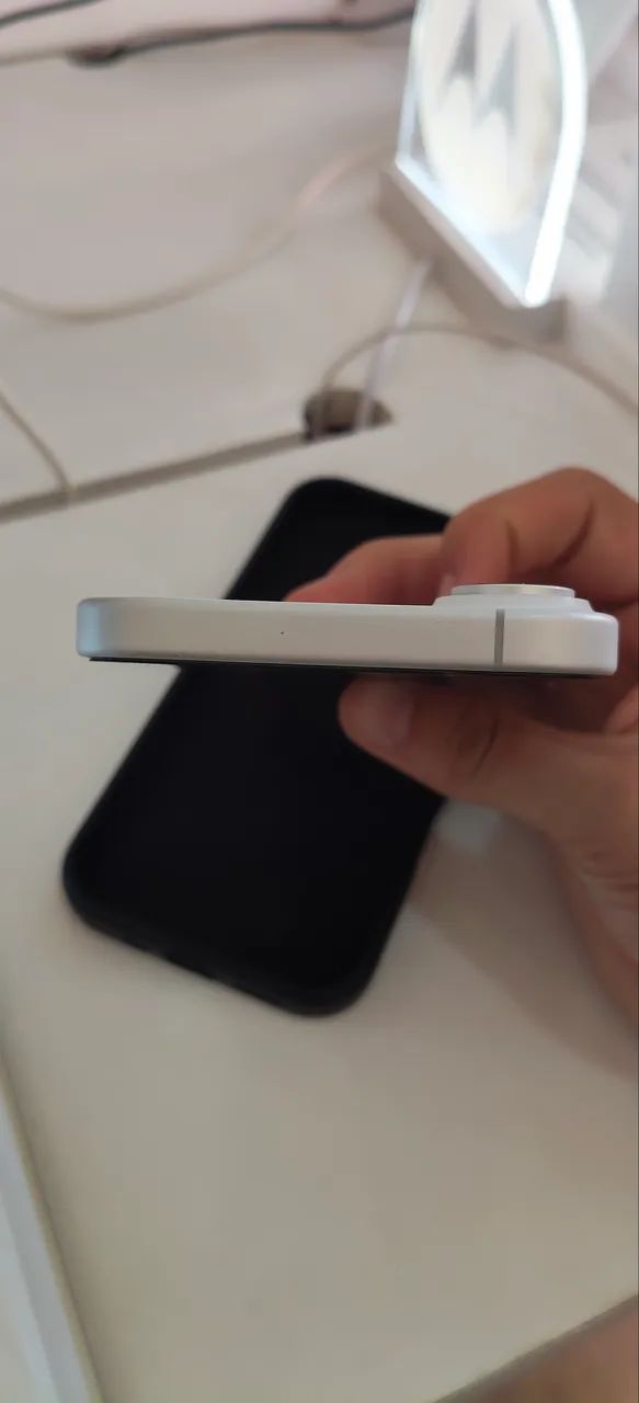 iPhone 16  - Foto 4