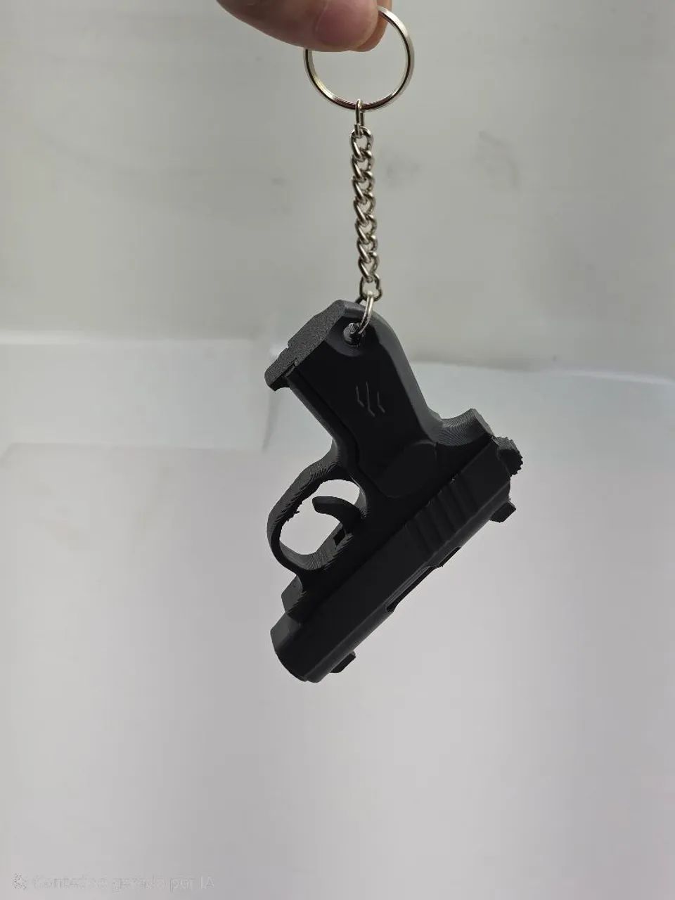 Chaveiro miniatura de pistola  - Foto 2