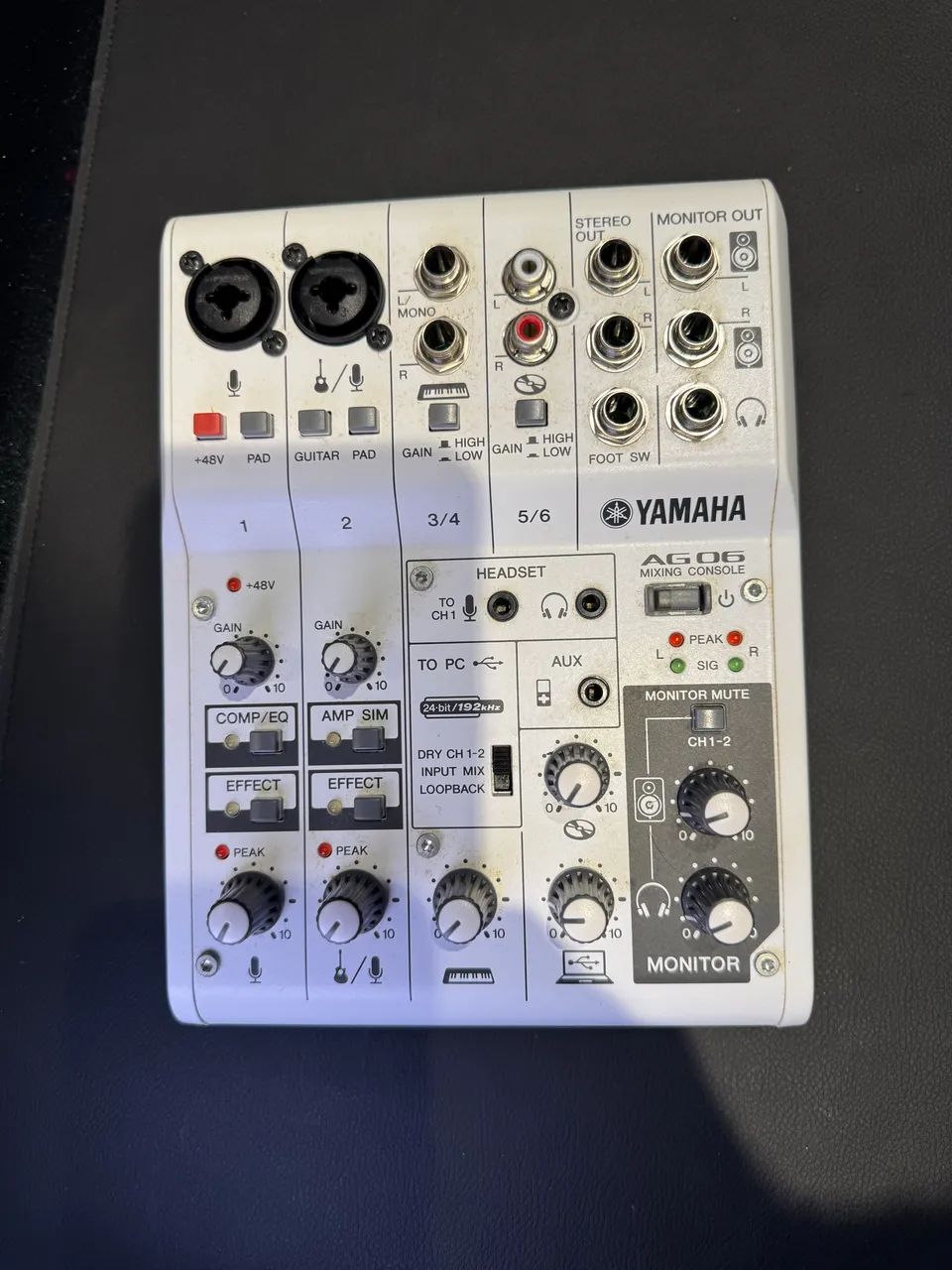 Mesa Som Yamaha AG06 mixer Gen 1 - Equipamentos e Acessórios de