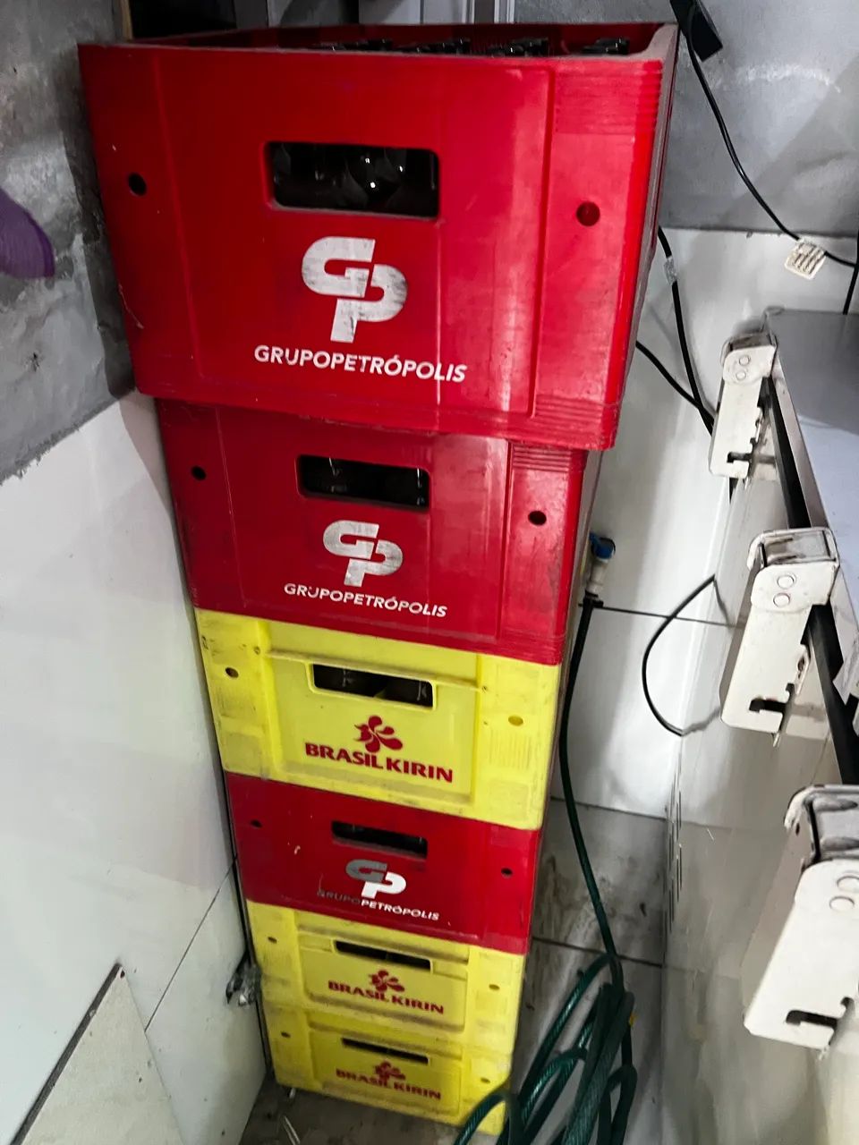 Caixa de litrinhos de 300ml da Ambev  - Foto 2