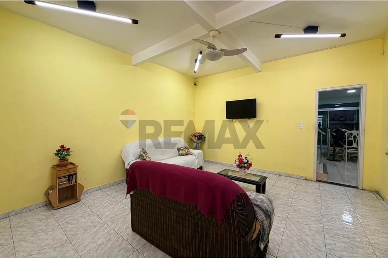 Casa Triplex no Betânia: Espaço e Conforto - Foto 2