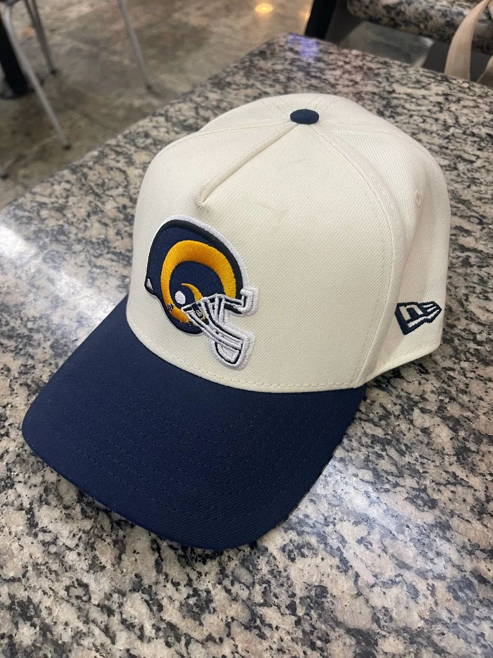 Boné New Era Los Angeles Rams - TAM: M/G