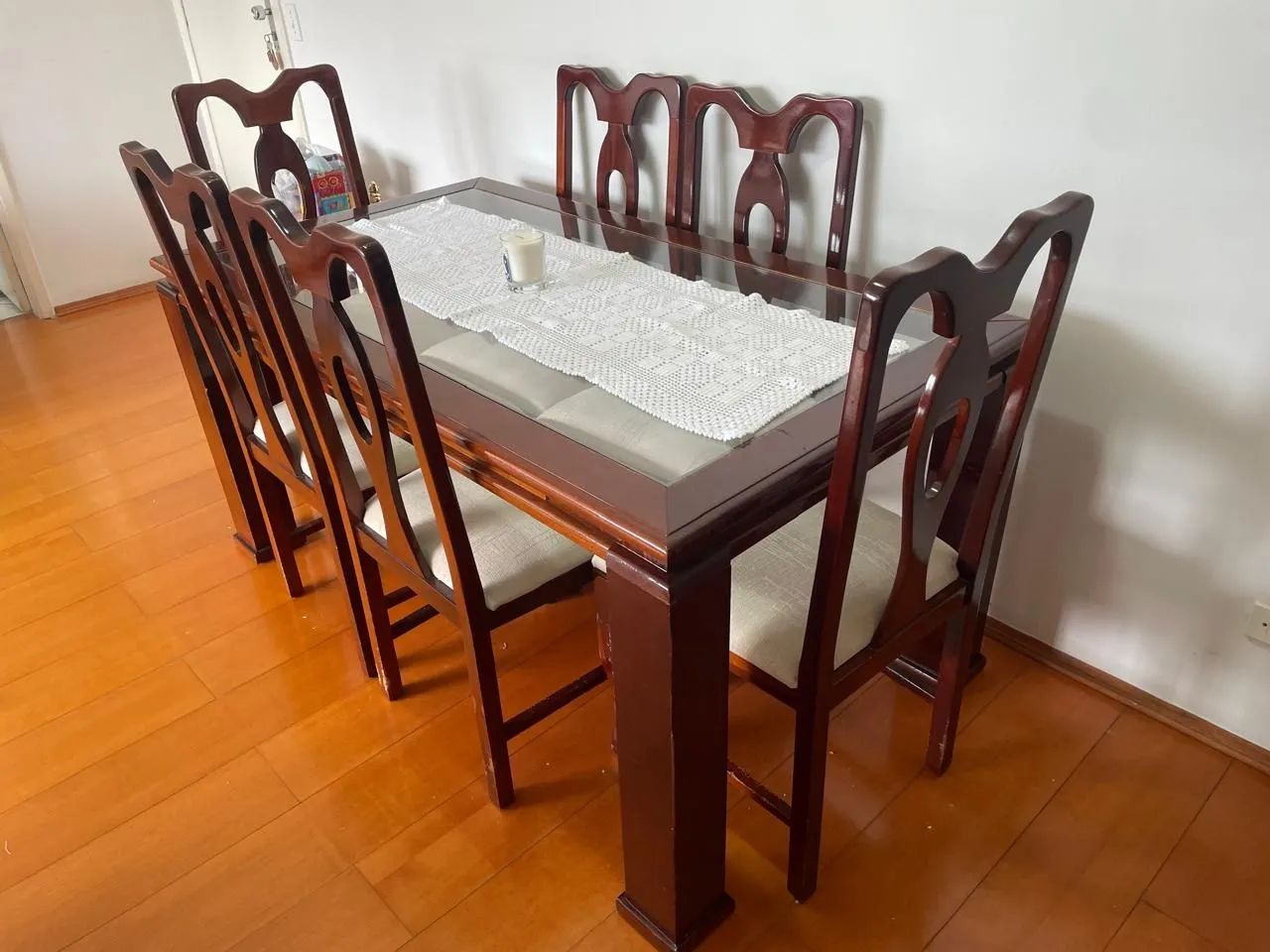 Mesa de Jantar com 6 Cadeiras em Madeira Mogno - Foto 3