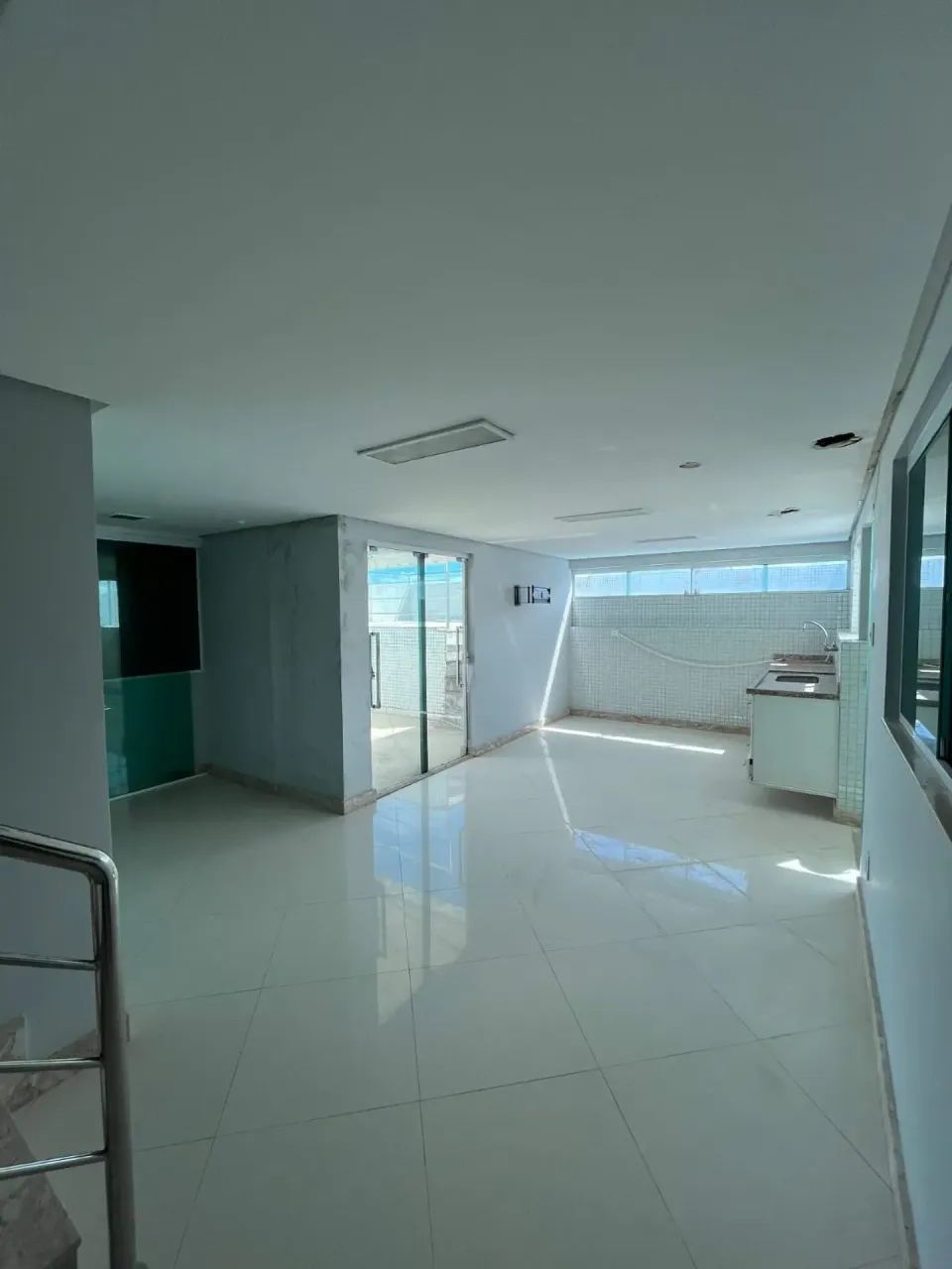 Cobertura Pituba Ville