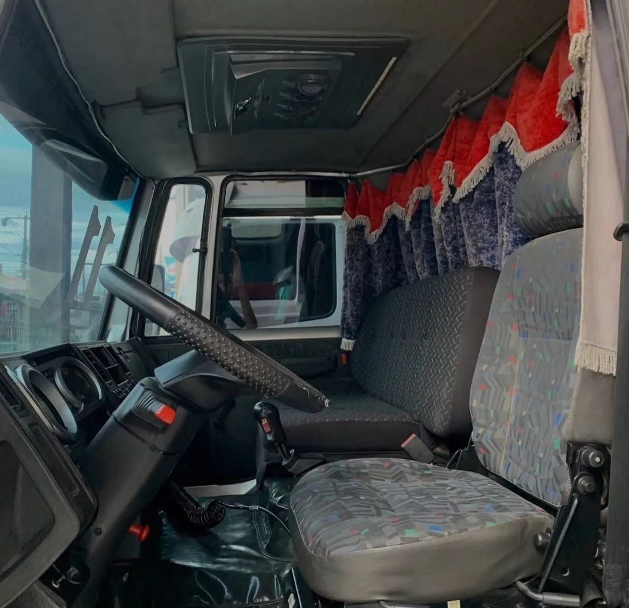 Ford Cargo 2428 2011  - Foto 5