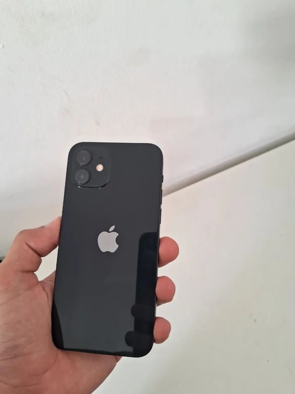 VENDE-SE IPHONE 12 PRETO - 64 GB