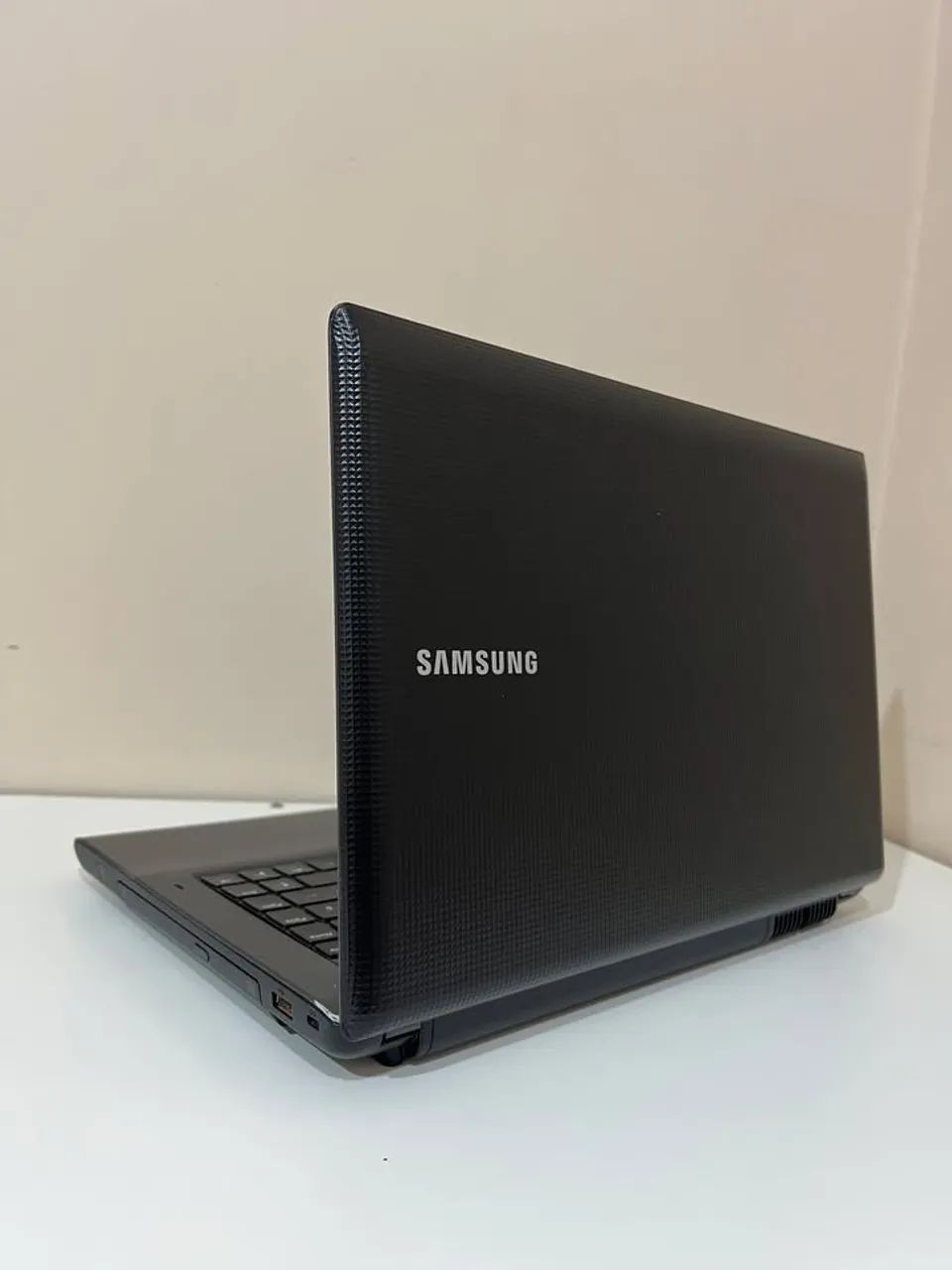 CORE I5 - QUEIMA DE ESTOQUE - 4GB RAM+2GB VIDEO - NOTEBOOK SAMSUNG  - Foto 2