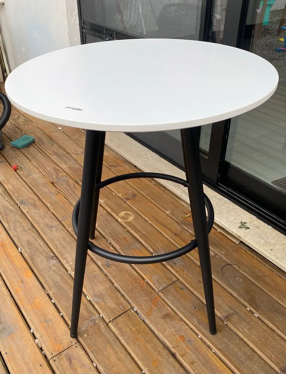 Mesa laqueada