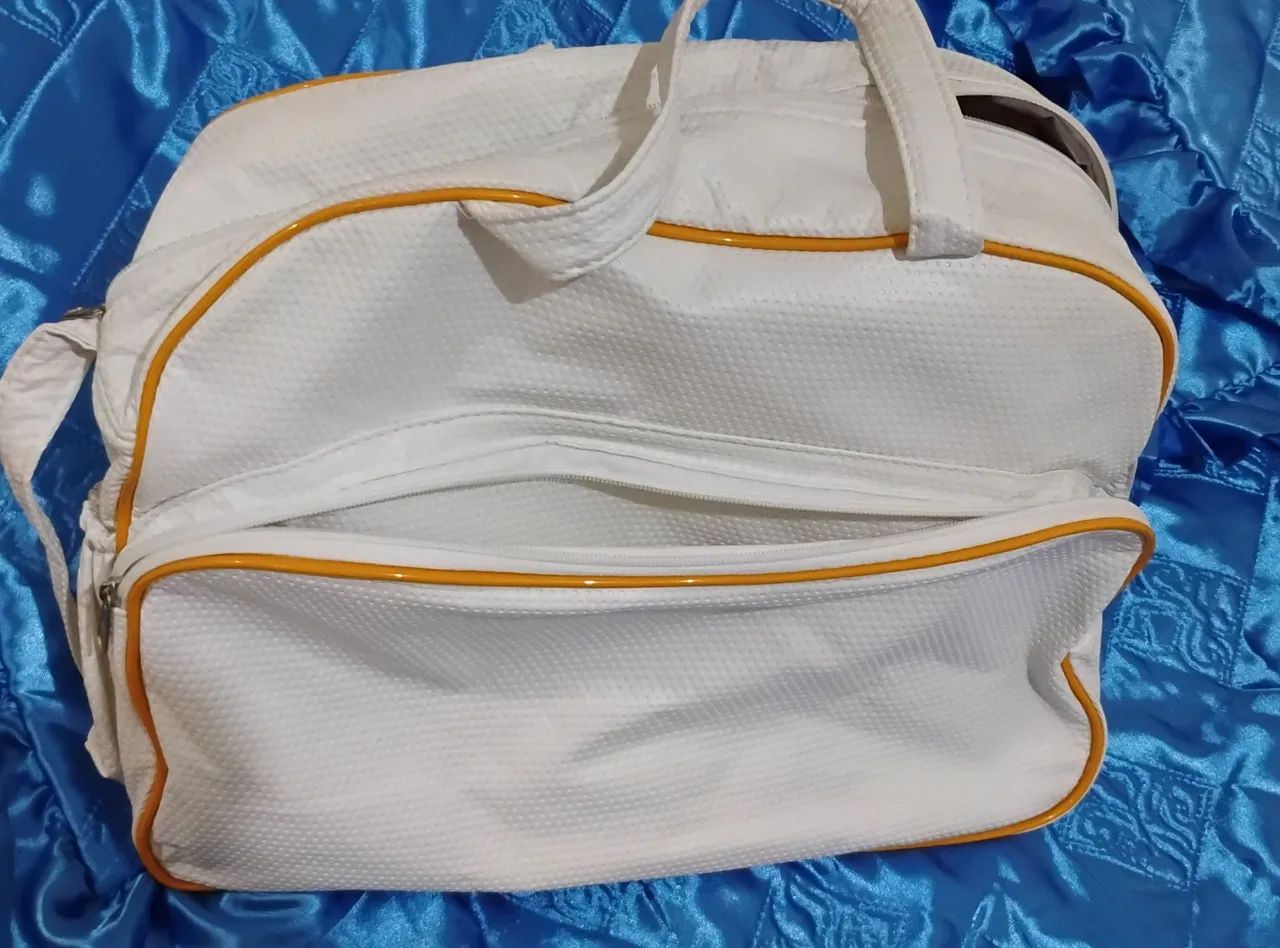Roupas e acessórios para bebê 