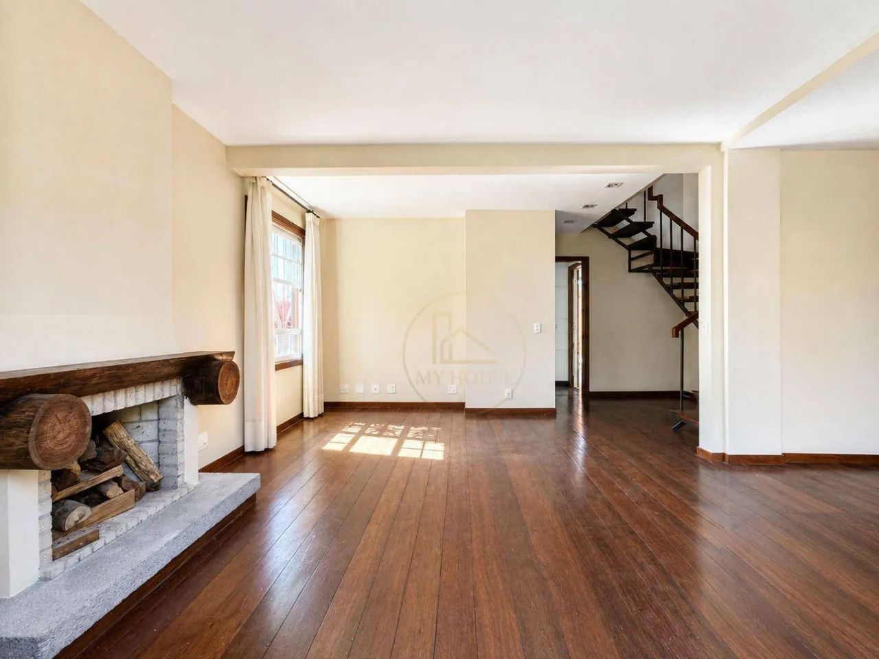 CASA EM CONDOMÍNIO COM 4 QUARTOS, 2 SUÍTES E LAZER COMPLETO EM IUCAS - Foto 3