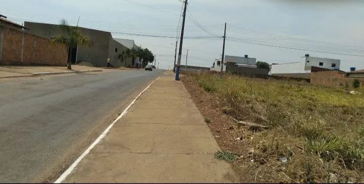 Área comercial - 880 m²