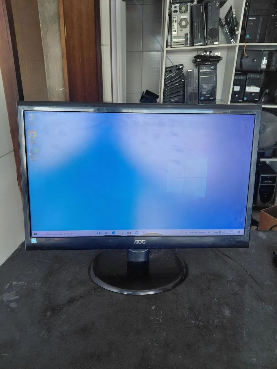 Monitor AOC seminovo de 22 polegadas