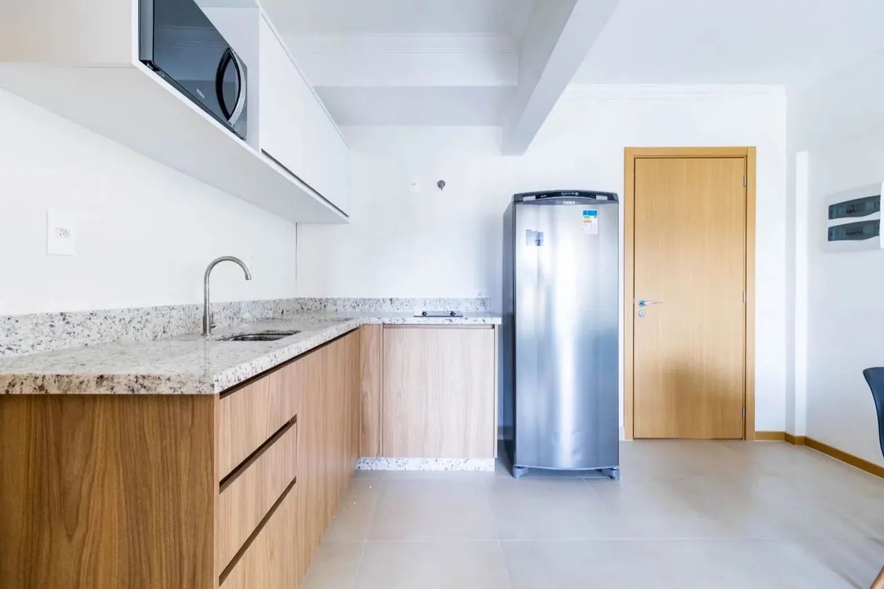 Excelente apartamento muito bem mobiliado no centro - Foto 3