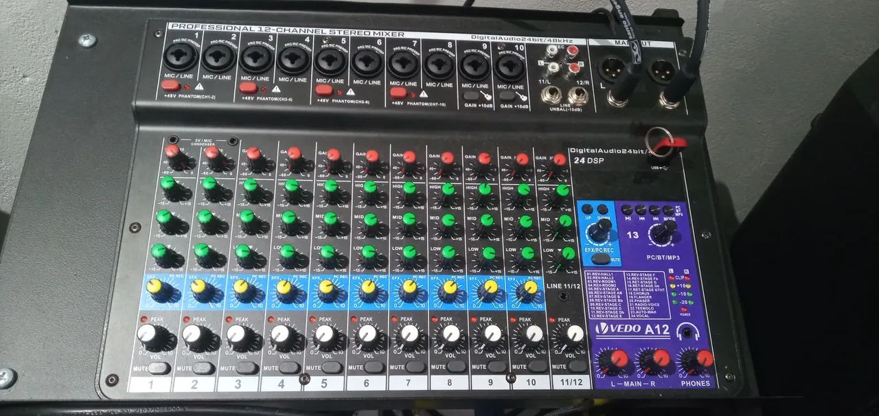 Mesa de som vedo A12