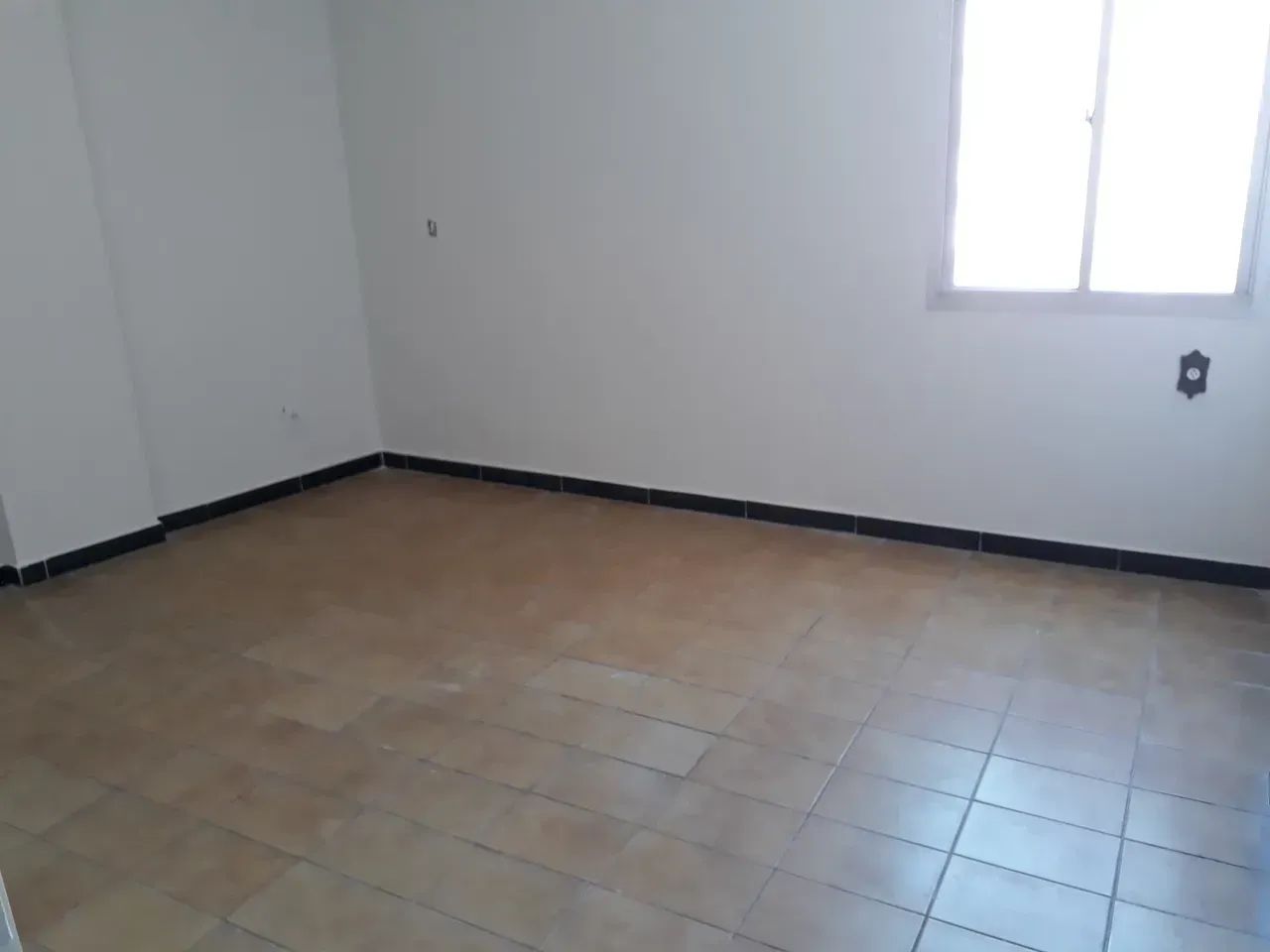 Imóvel para aluguel possui 95 metros quadrados com 2 quartos - Foto 3