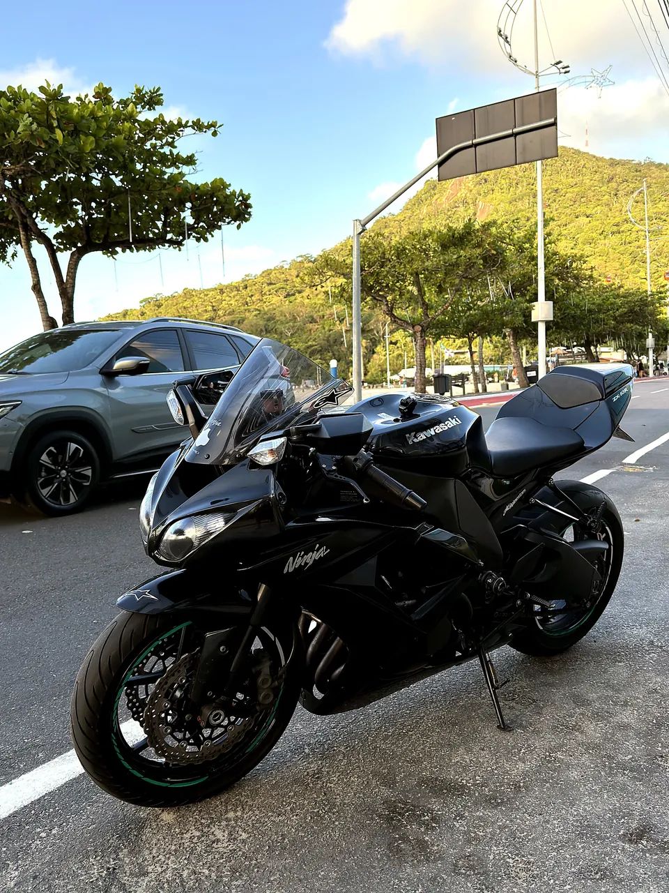 Ninja Zx-10/ Zx-10r 1000cc 2010 - 1539517737 | OLX