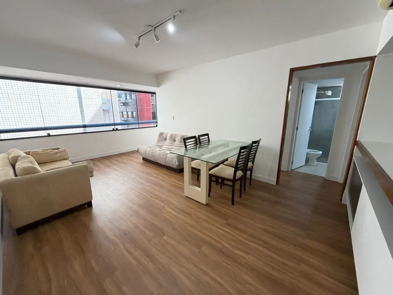 Quarto e Sala Reformado  Porteira Fechada  Ponta Verde - Foto 2