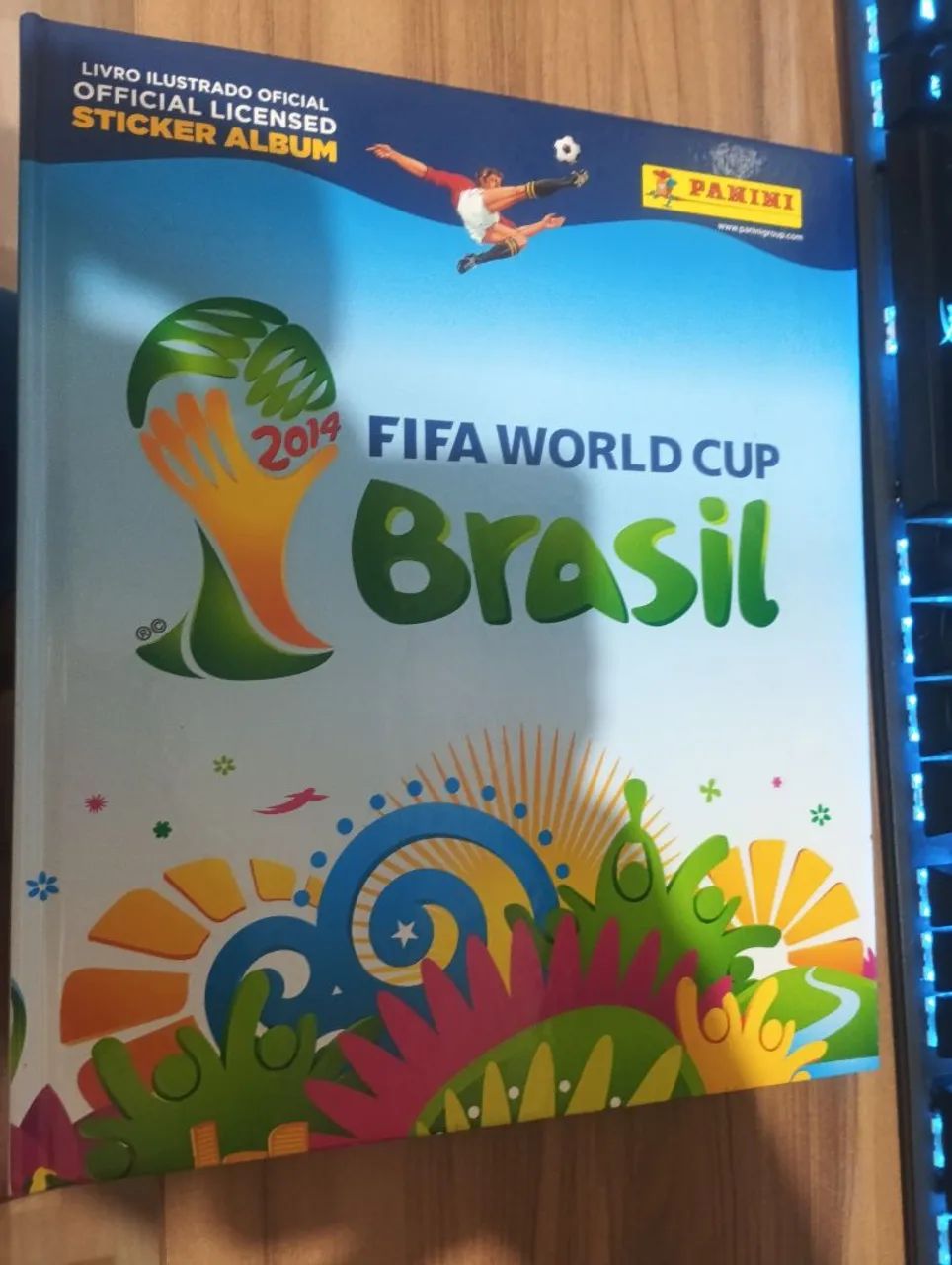 Álbum copa 2014 capa dura + kit coca cola 2022 só rótulo 
