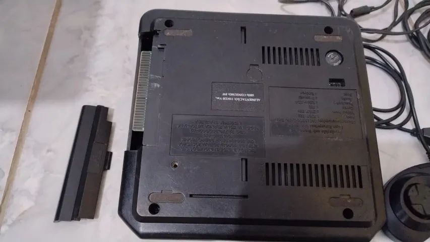 Mega Drive 3 + 6 Jogos + 2 Controles - Funcionando! - Foto 2