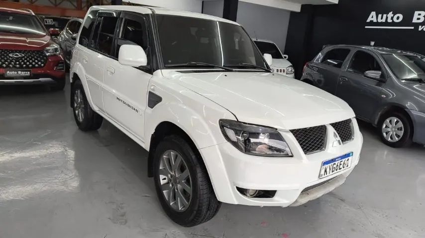 Mitsubishi Pajero TR4 2.0 Flex 16V 4X2 Mec. 2015 2015