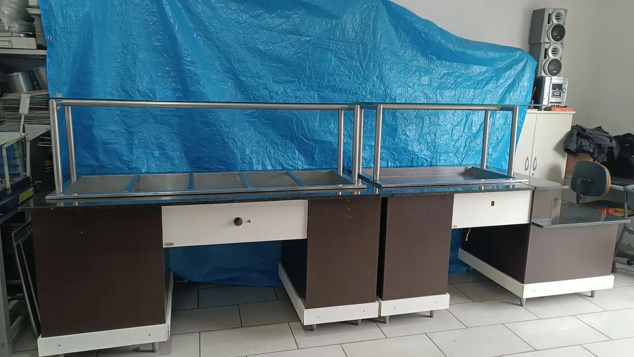 Buffet quente e frio