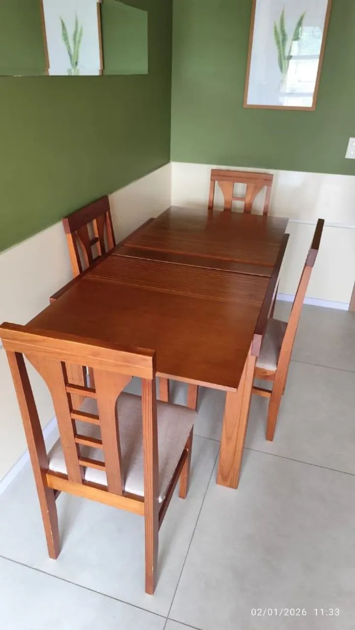 MESA DE JANTAR + 4 CADEIRAS EM MADEIRA  - Foto 2