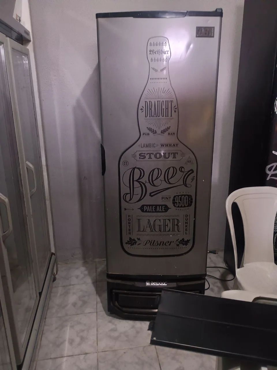 Frezer semi novo