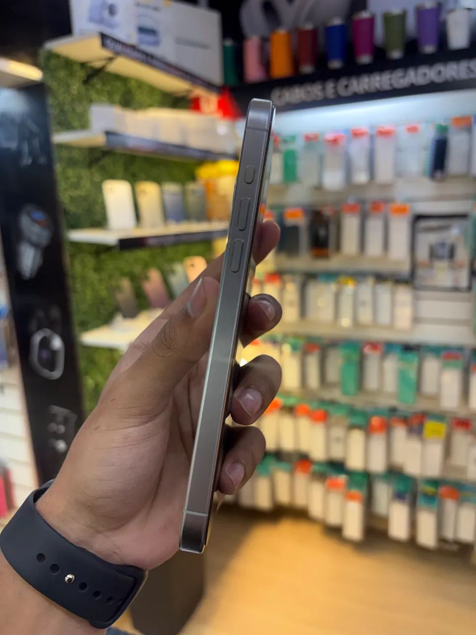 iPhone 15 Pro Max 512gb Semi-novo  - Foto 4