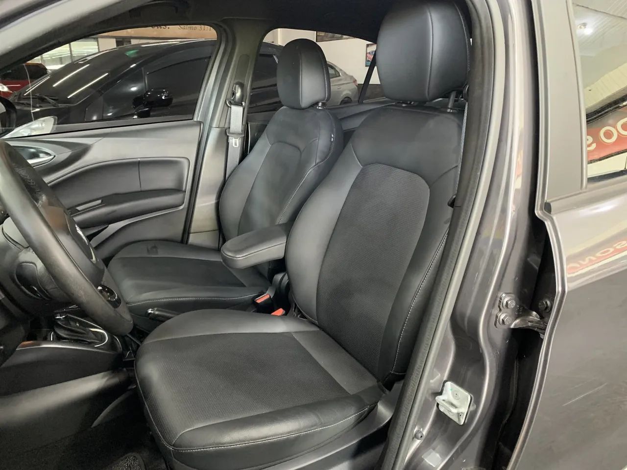 Fiat Cronos Precision 1.3 16V Flex Aut. 2025 - Foto 5