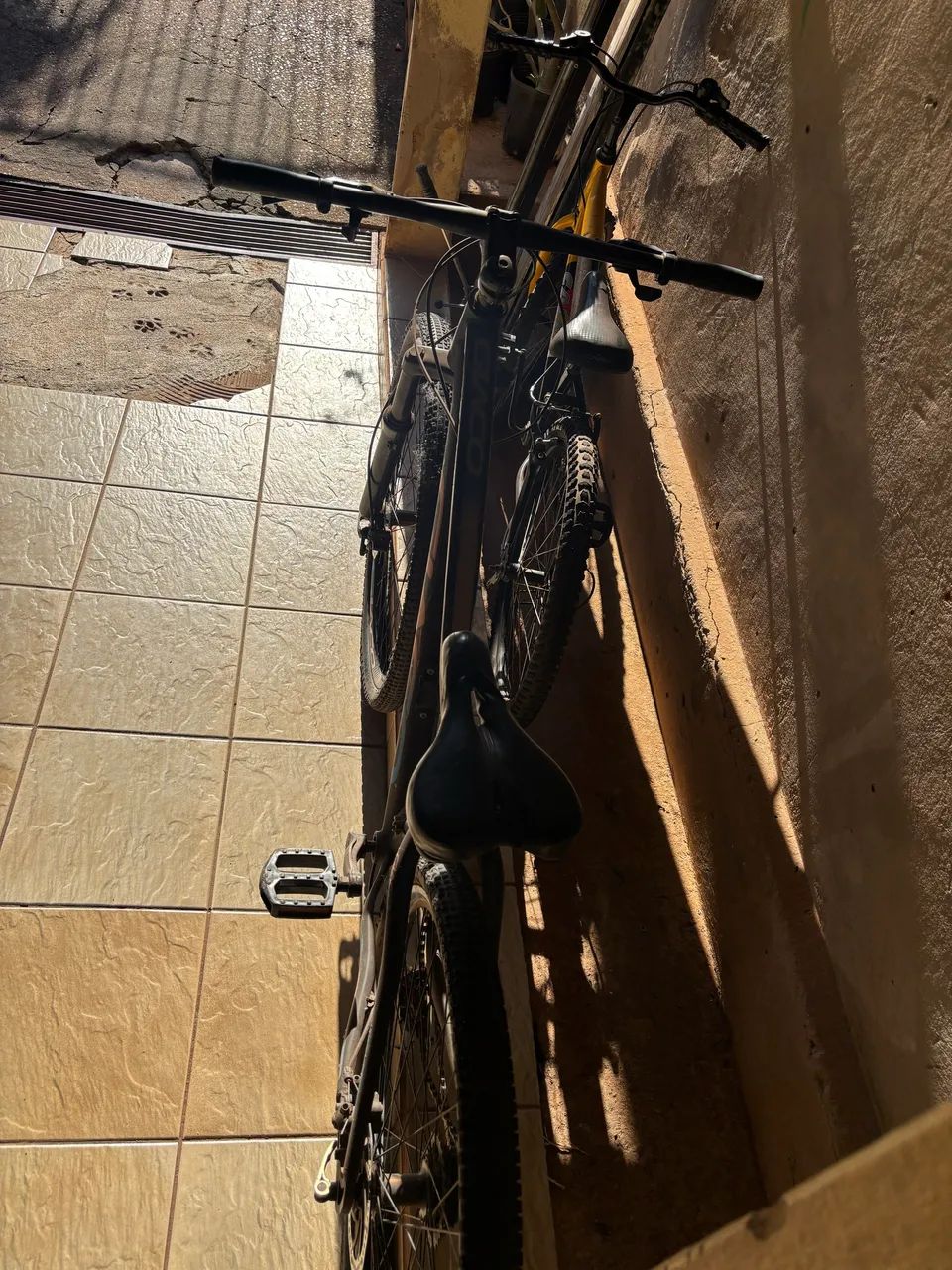 Vende-se bicicleta aro 29 - Foto 2
