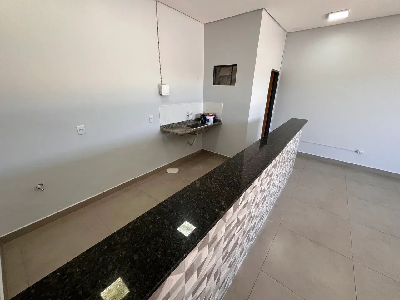 SALA COMERCIAL PARA LOCAÇÃO (REFORMADA) - Foto 5