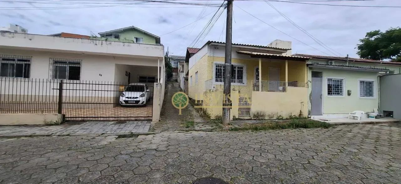 Locação | Casa Residencial Semi Mobiliada, 2 quartos a 5 min do Centro de Florianópolis -  - Foto 3