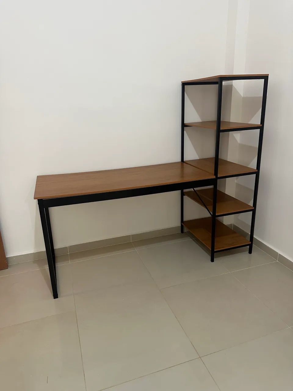 Escrivaninha  - Foto 3