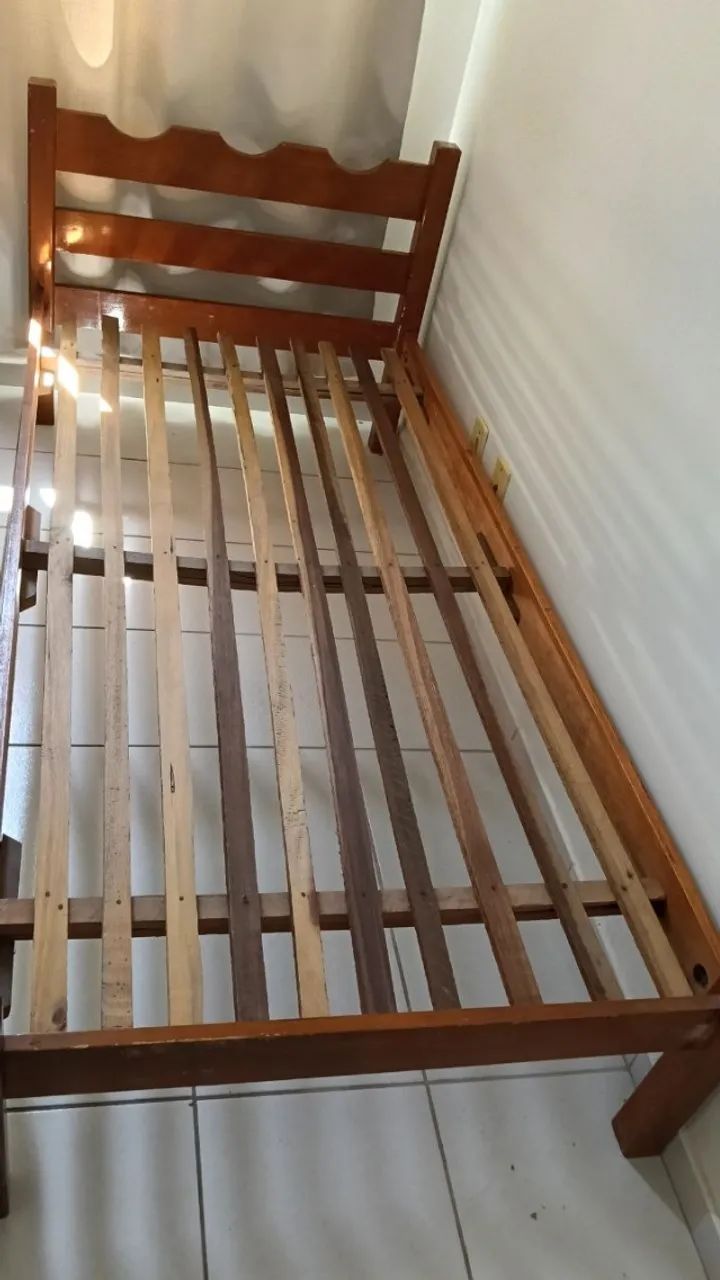 Cama Solteiro Madeira Raro Oportunidade - Foto 3