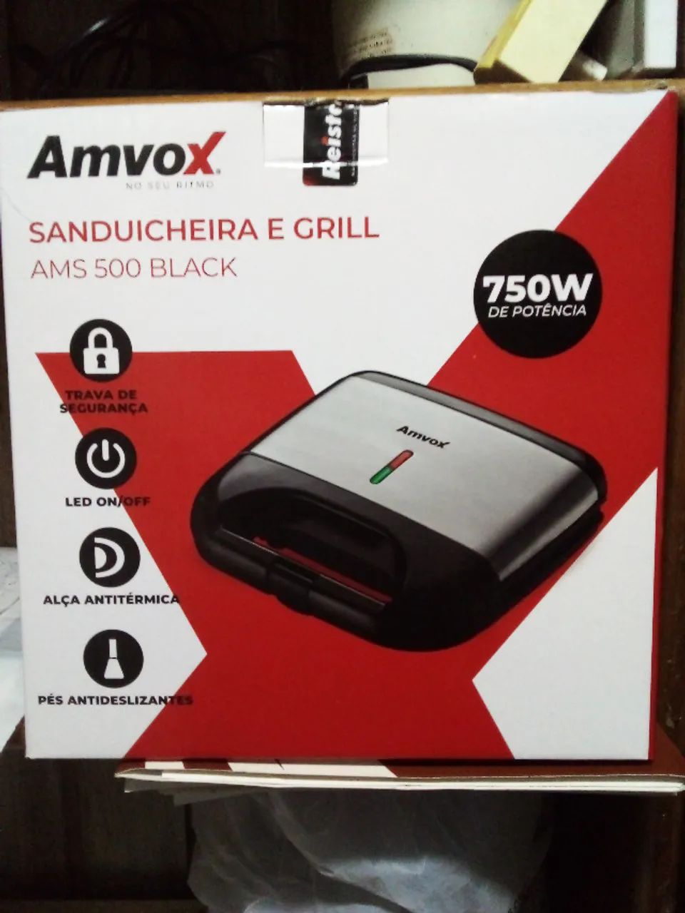 Sanduicheira Amvox
