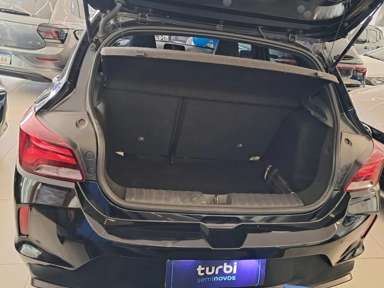 Chevrolet Onix RS 1.0 TB 12V Flex Aut. 4P, foto 8 de 10