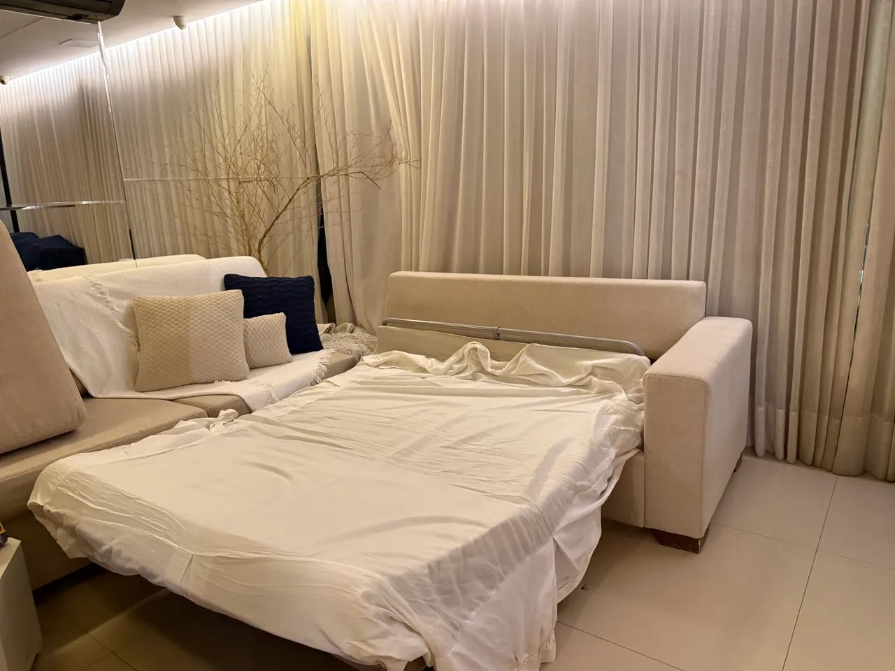 Sofá cama casal QUEEN em L novinho - Foto 5