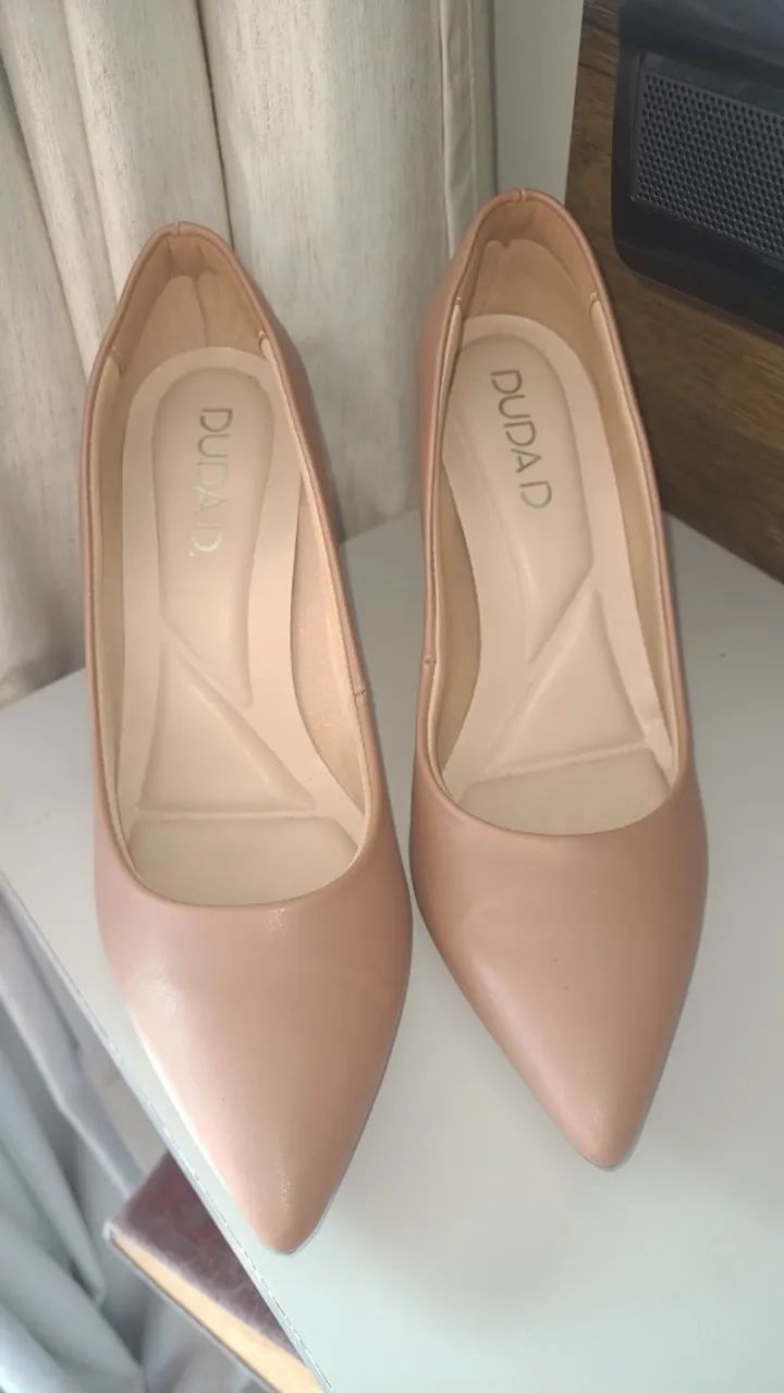 Sapato Scarpin Bege tamanho 38 - Foto 3