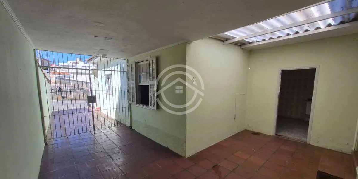 Casa de rua : / Residencial / Vila São Caetano
