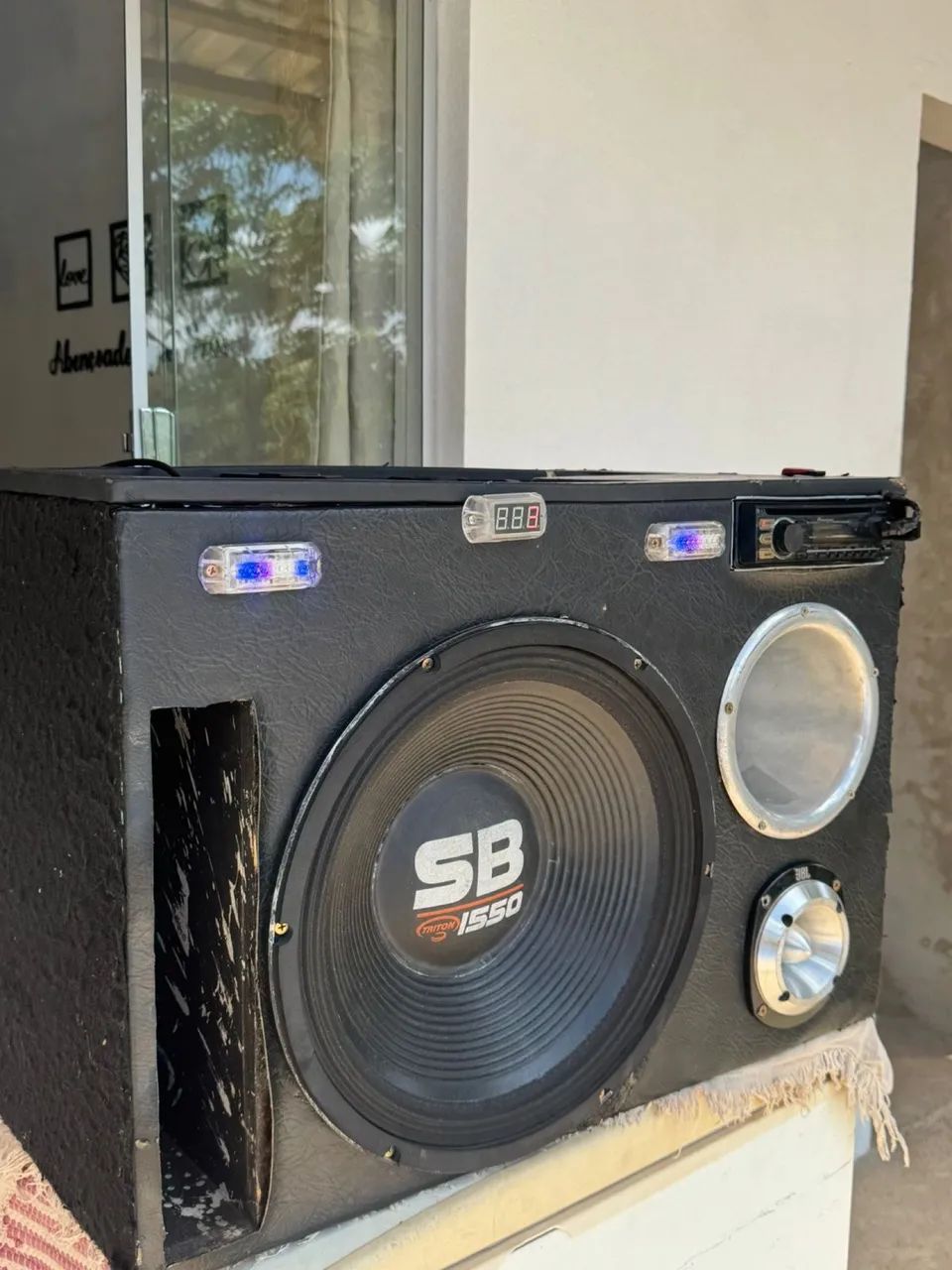 Vendo caixa trio