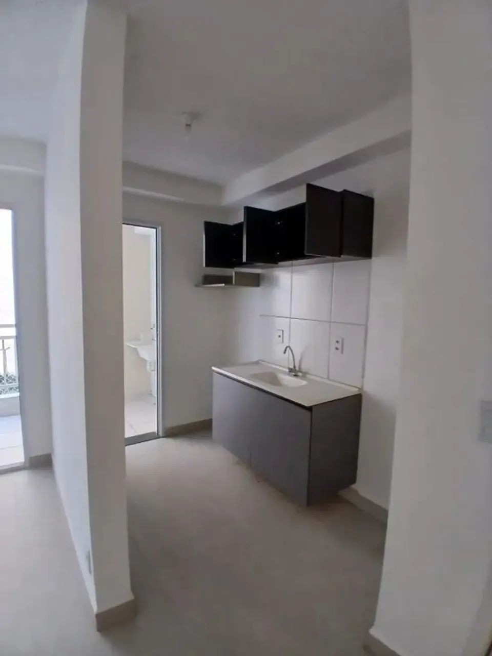 APARTAMENTO COM SACADA | AO LADO METRÔ | 2 DORMITÓRIOS